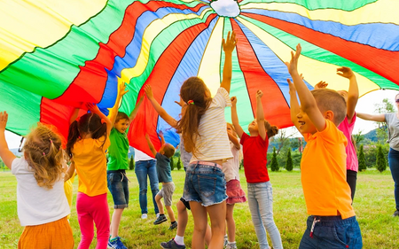 Kids Parachute Games: Active Playtime
