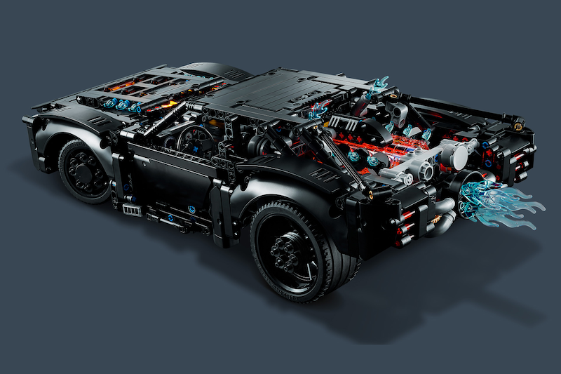 Brand New LEGO Technic The Batman Batmobile (42127)